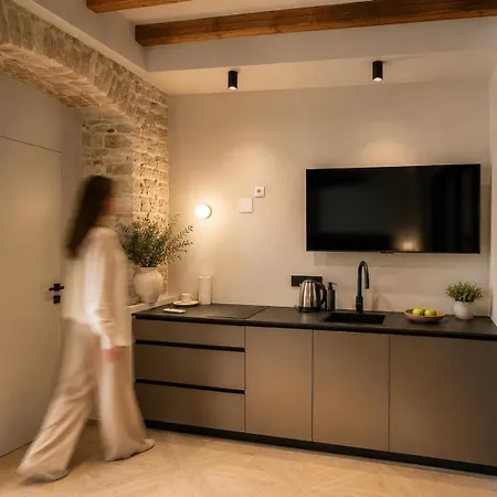 Artapart Apartment *